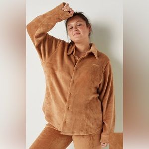 PINK Victoria’s Secret Teddy Button Down Sleep Shirt Small